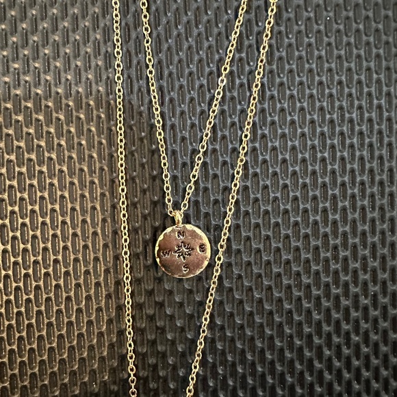 Gold Necklace two layers - Picture 3 of 9